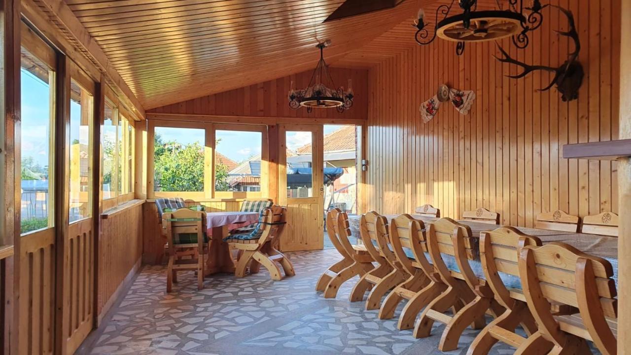La Mosu-N Retezat Guest House Nucsoara  Ngoại thất bức ảnh